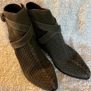 Free People Venture Suede Ankle Boots EU  39 Size 8 charcoal grey 🖤